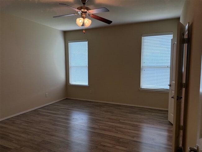 Building Photo - 313 Cherry Spring Dr