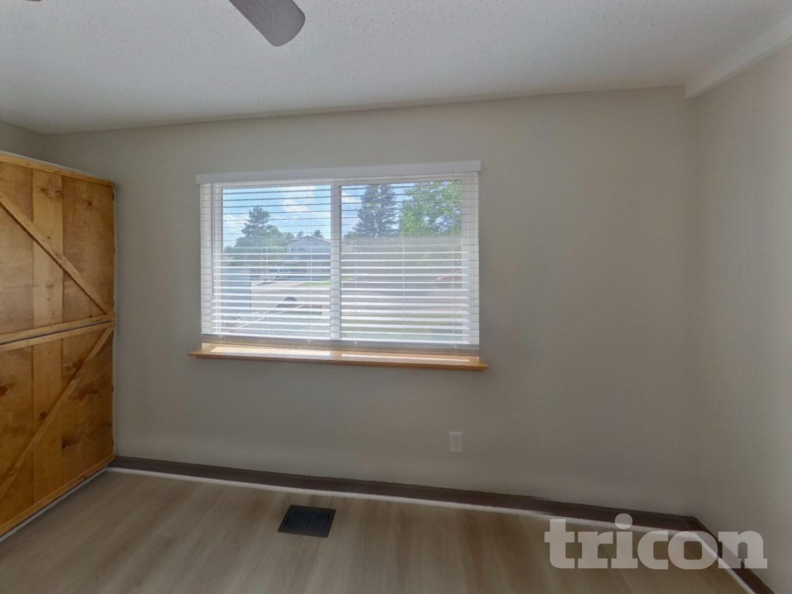 Building Photo - 7325 Woodstock St