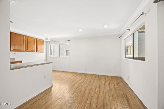 Building Photo - 1339 N Columbus Ave