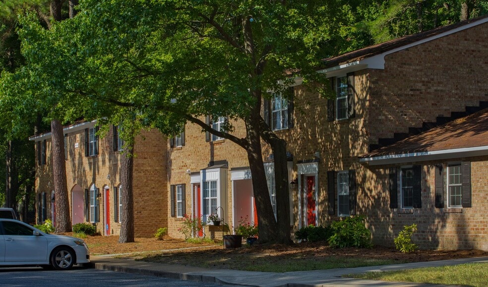 Interior Photo - Thousand Oaks Apartments & Townhomes