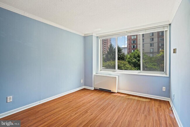 Building Photo - 11801 Rockville Pike