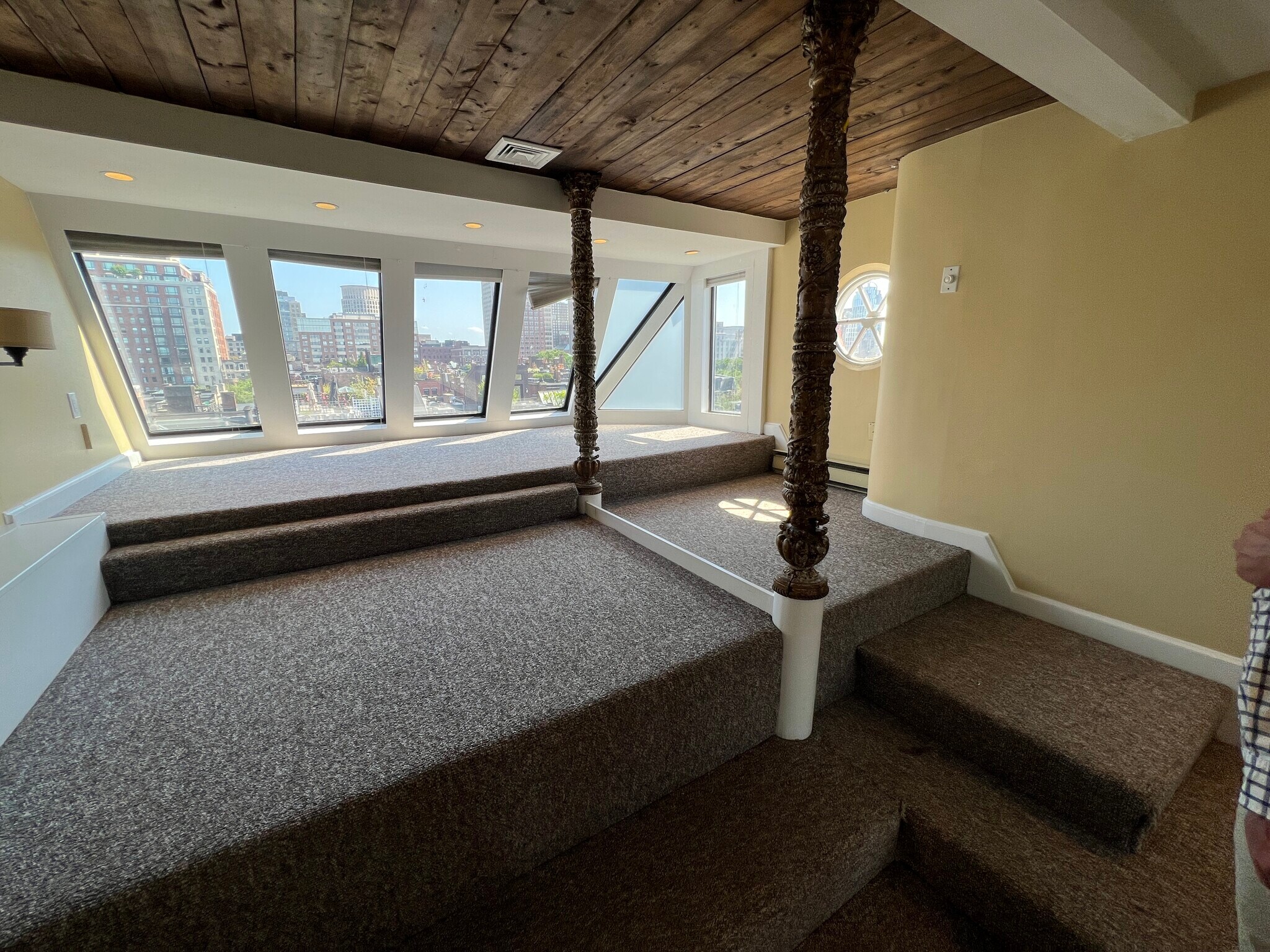 Building Photo - 117 Beacon St