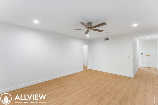 Building Photo - 16651 Tunstall Ln