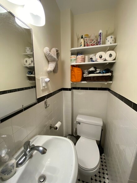 Building Photo - 14 Chiswick Rd