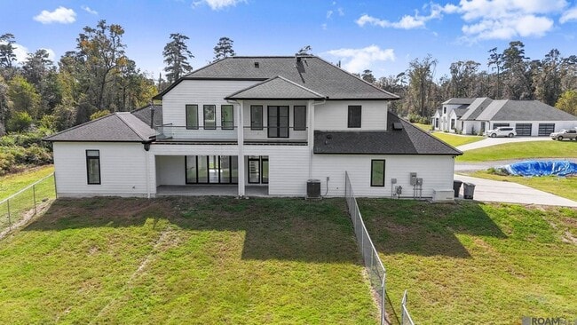 Building Photo - 9825 Fawn Vw Dr