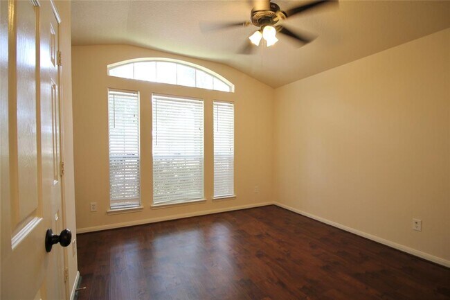 Building Photo - 2650 Sable Ridge Ln