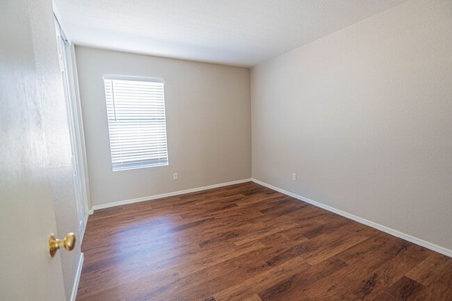 Building Photo - Perfect 3 bed/2 bath home in Johnson Ranch!