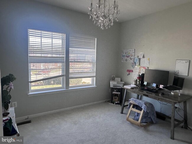 Building Photo - 43700 Tansy Way