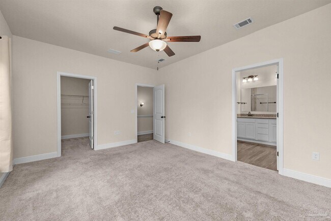 Building Photo - 5069 Peach Dr