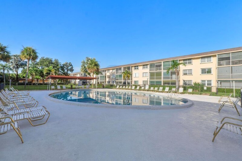 Building Photo - 4500 N Federal Hwy