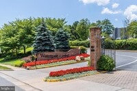 Building Photo - 307 Yoakum Pkwy