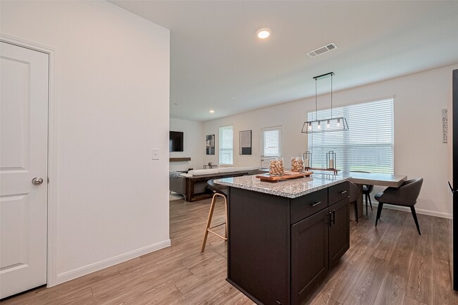 Building Photo - 17711 Vernonia Ln