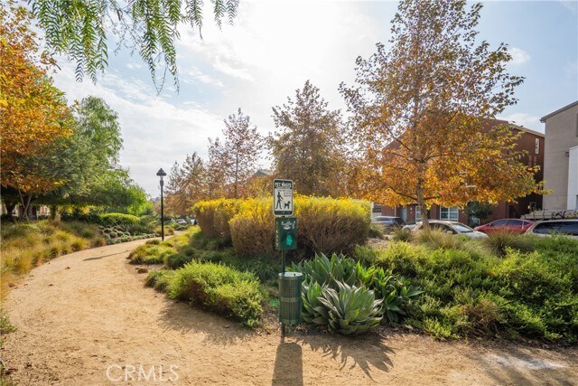 Building Photo - 2700 E Chaucer St