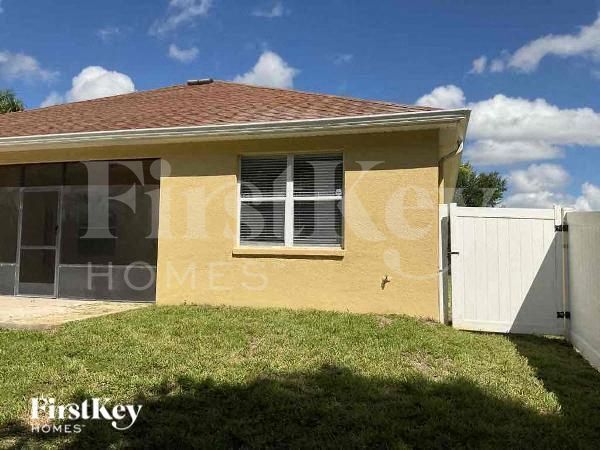 Building Photo - 2301 Deer Creek Blvd