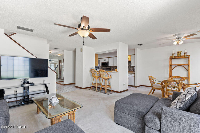 Building Photo - 200 Florida Shores Blvd