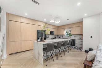 Building Photo - 11338 NW 33rd St