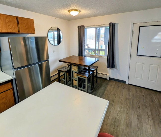 Building Photo - 1009 W 30th Ave