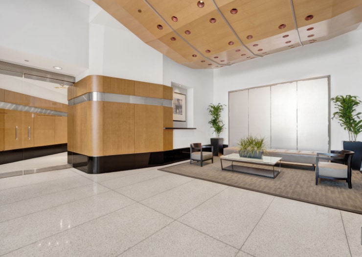 Building Photo - 512 N McClurg Ct
