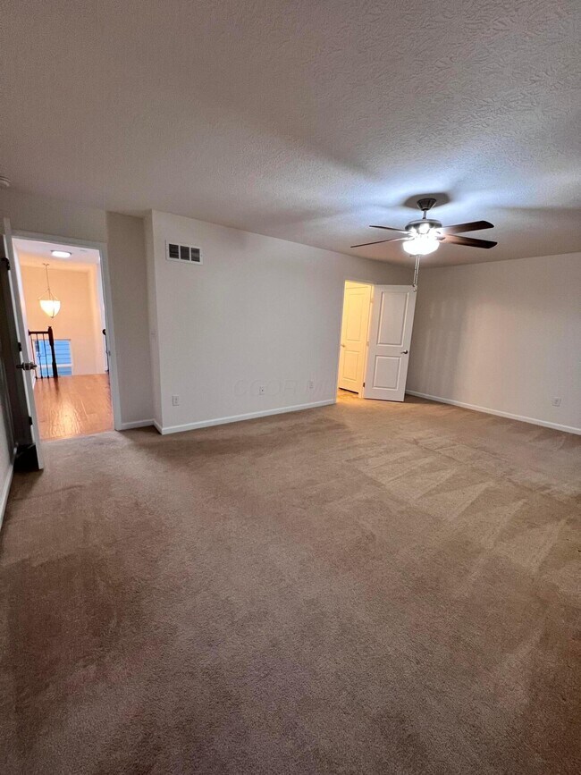 Building Photo - 7847 Aideen Ct