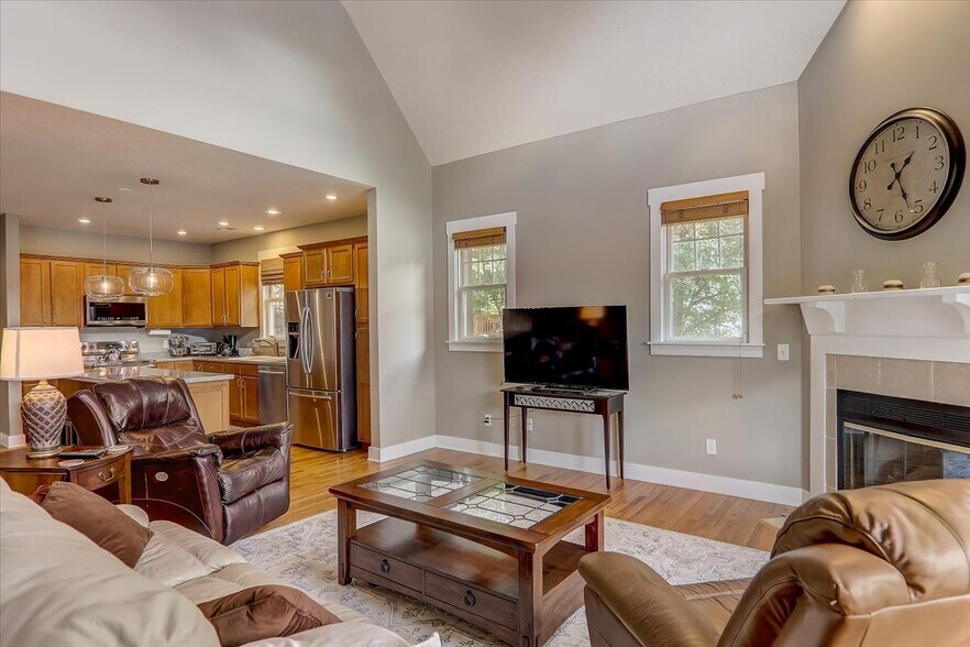 Building Photo - 11 Oakhaven Ter