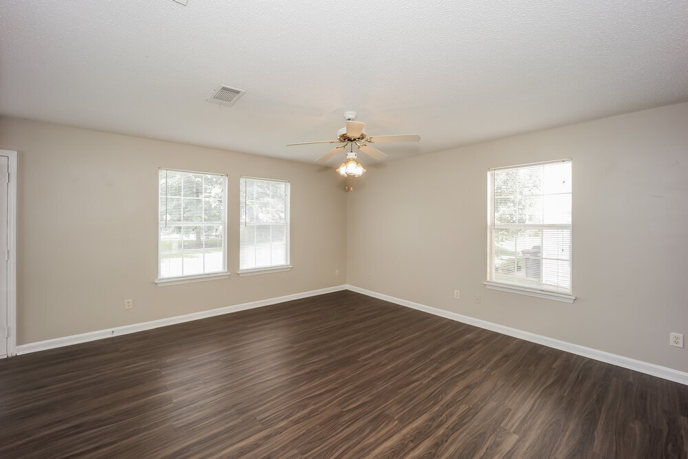 Building Photo - 2222 Tuley Dr