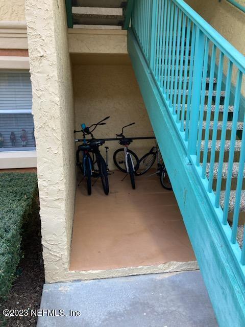 Building Photo - 201 25th Ave S