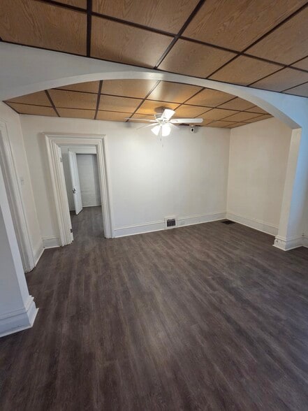 Dining Room - 245 W Brady St