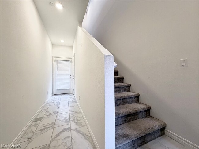 Building Photo - 3289 Vasco Fls Ave