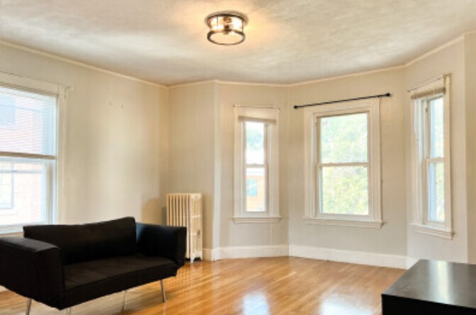 Building Photo - 14 Smythe St