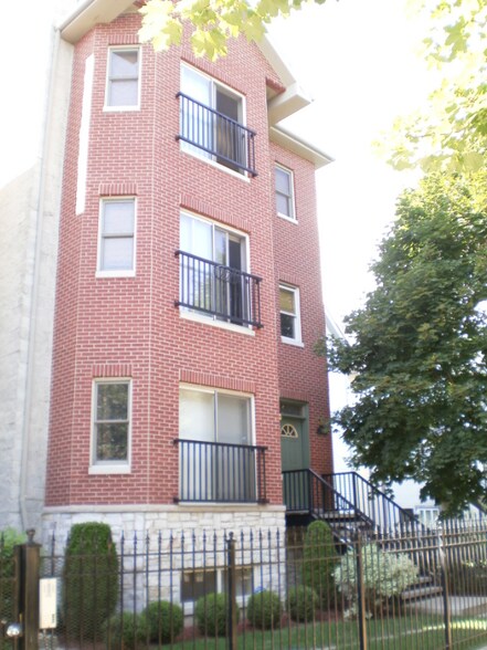 Primary Photo - 6546 S Kenwood Ave