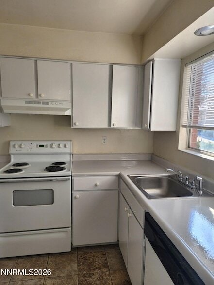 Building Photo - 3297 Gypsum Rd