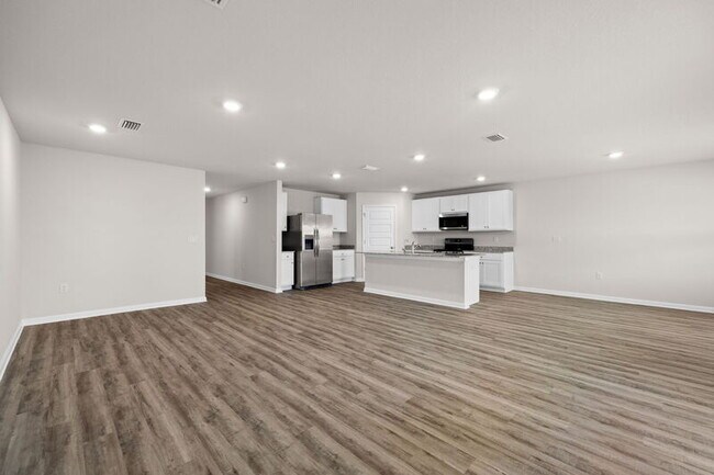 Building Photo - 7337 Morningside Dr