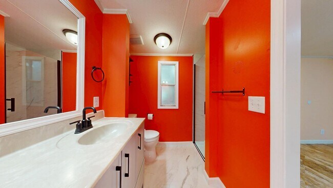 Building Photo - 4120 Glenola Dr