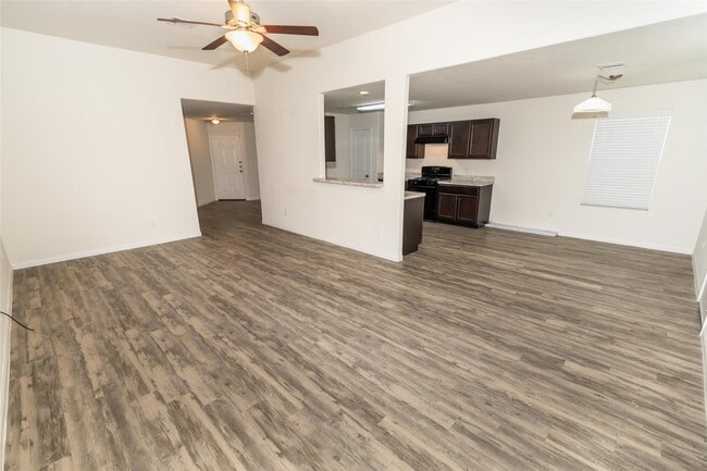 Building Photo - 2603 Montecito Ln