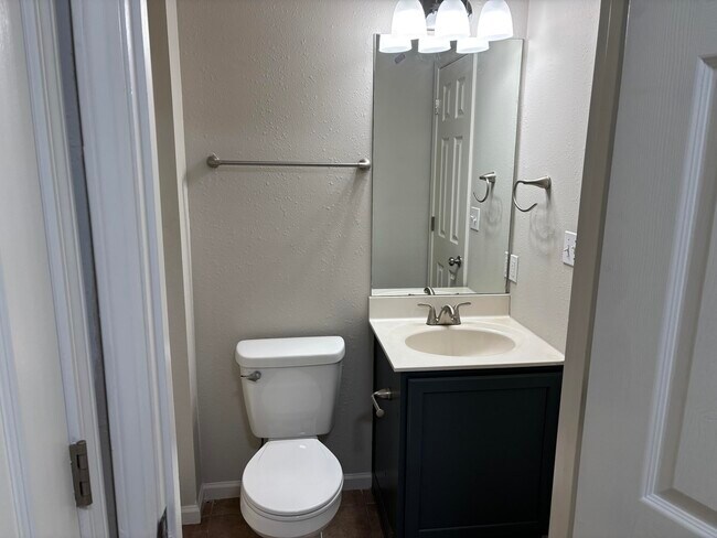 Building Photo - 4012 Snowy Owl Dr