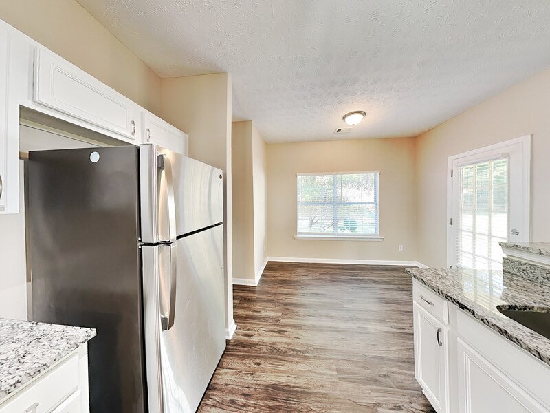 Building Photo - 217 Autumn Ridge Dr