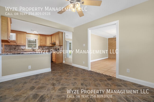 Building Photo - 2105 Manassas Dr SW