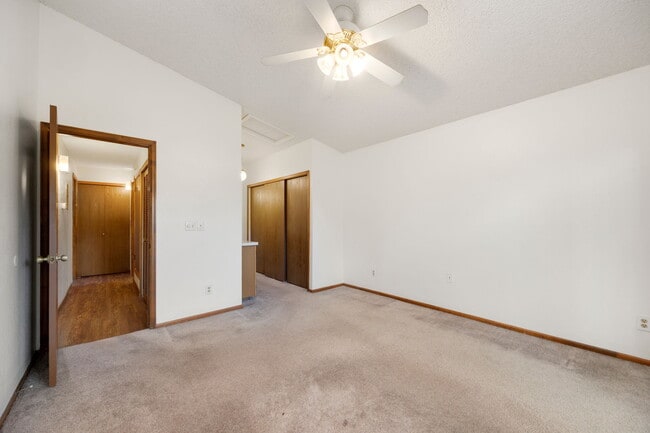 Building Photo - 1075 S Garrison St