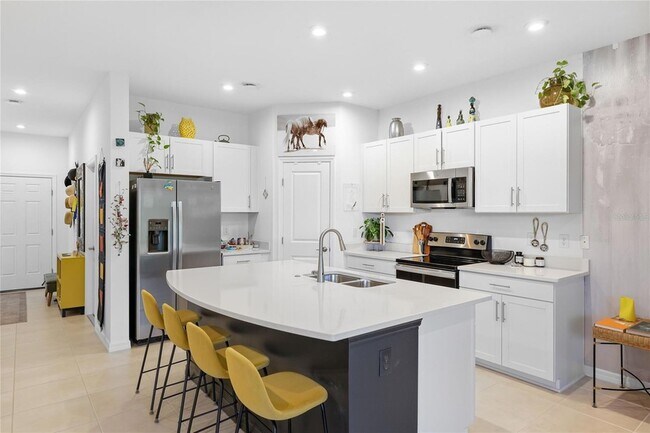 Building Photo - 8605 Lunar Skye St