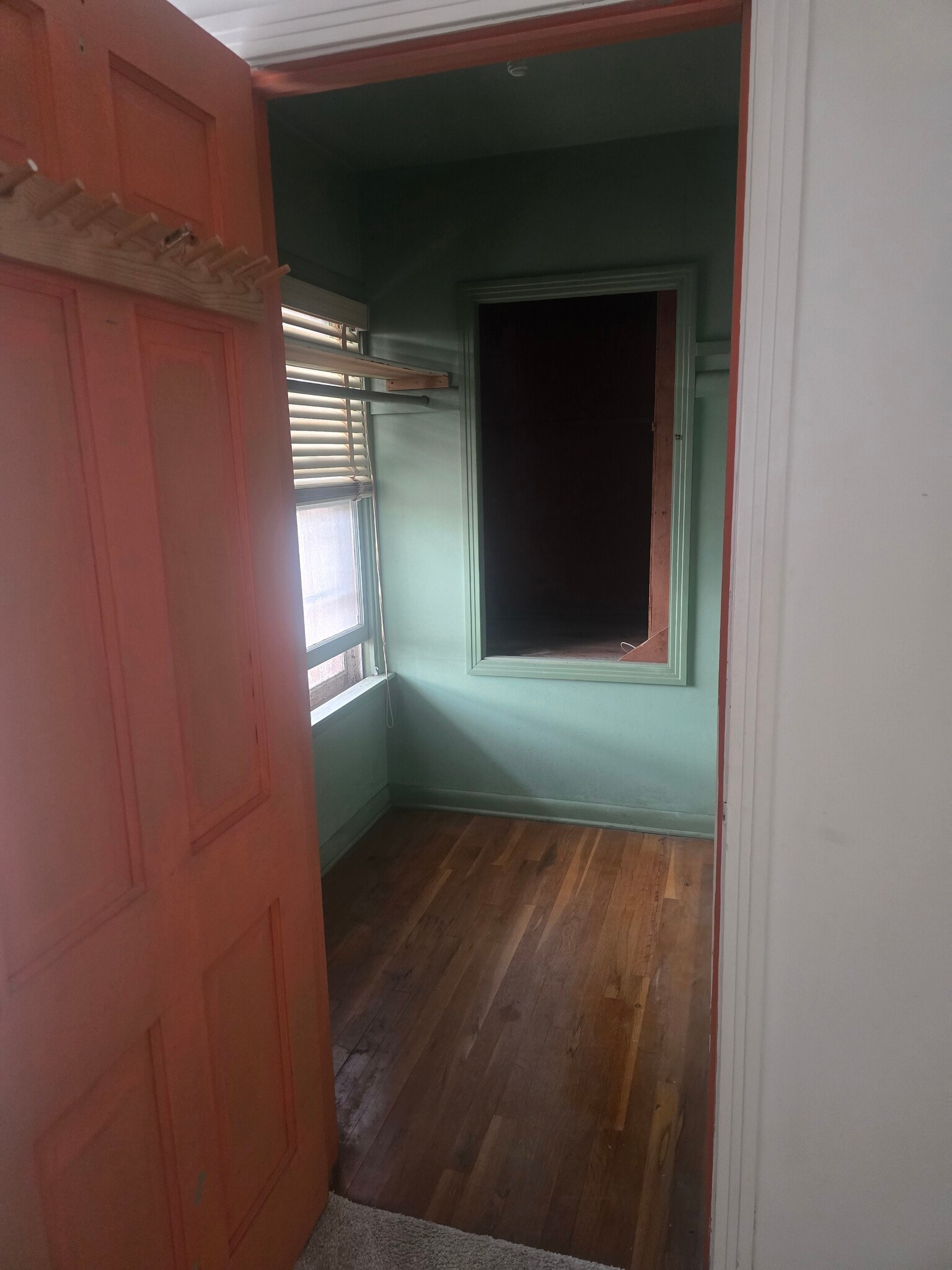 Building Photo - 3251 W Woodlawn Ave