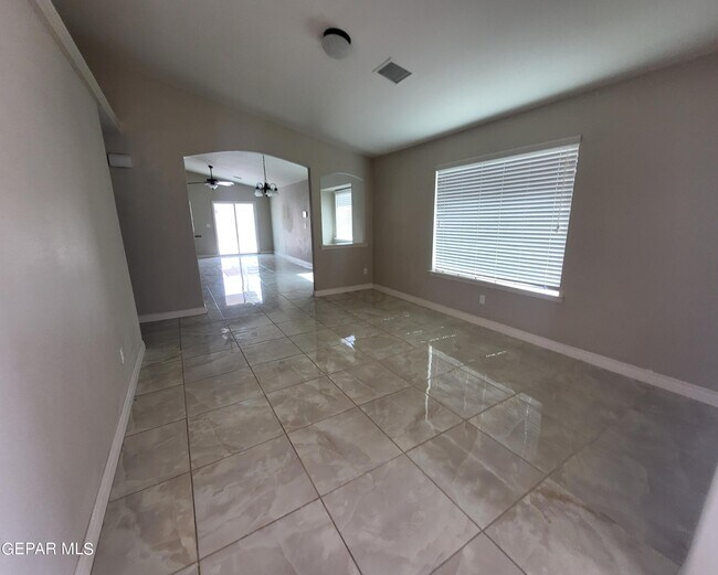 Building Photo - 14753 Ava Leigh