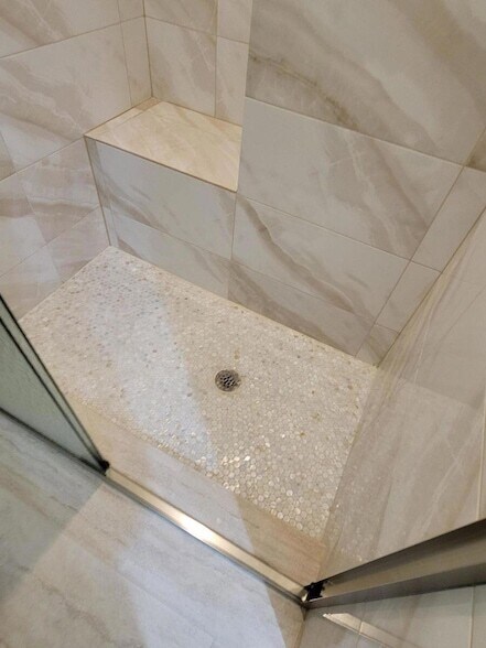 Building Photo - 11000 Ladera Ln