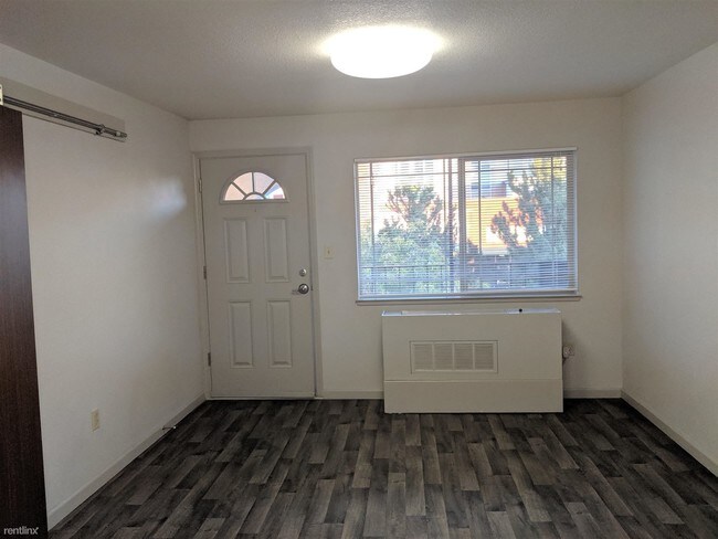 Building Photo - 2 br, 2 bath  - 645 S Virginia St Apt 10