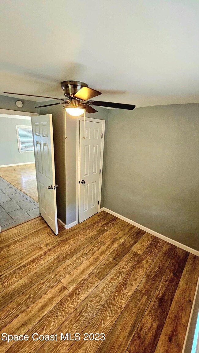 Building Photo - 802 Forrest Ave