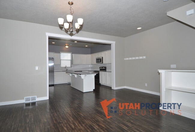 Building Photo - 7614 San Savino Way