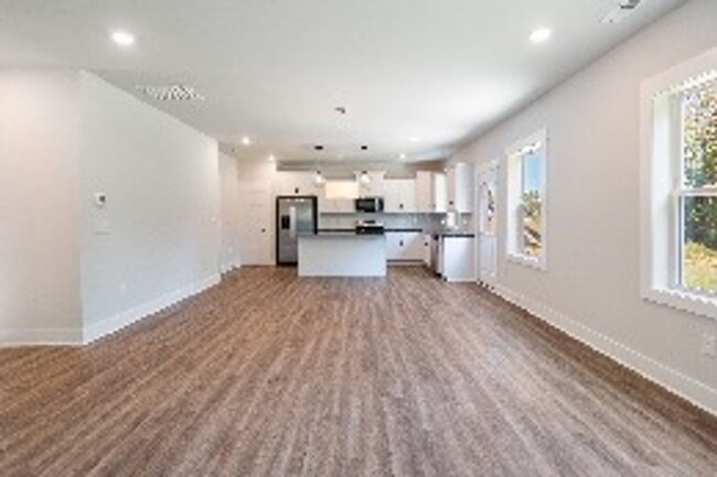 Building Photo - Chatham Park - Brand new home - January mo...