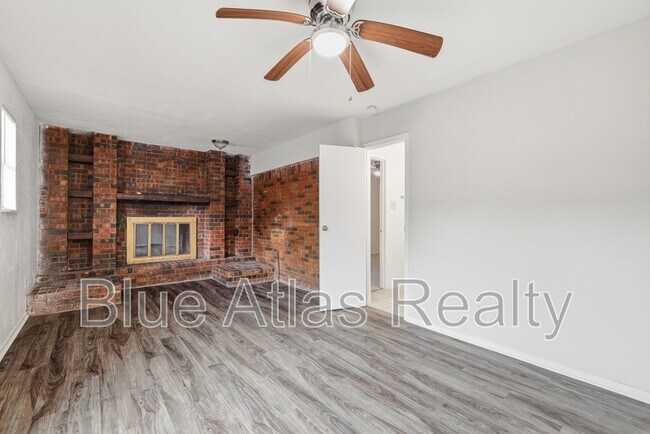 Building Photo - 5055 Virgil St