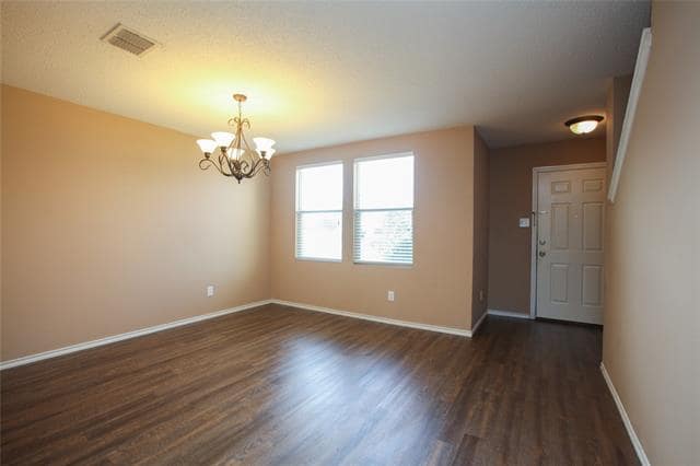 Building Photo - 1200 Willow Tree Dr