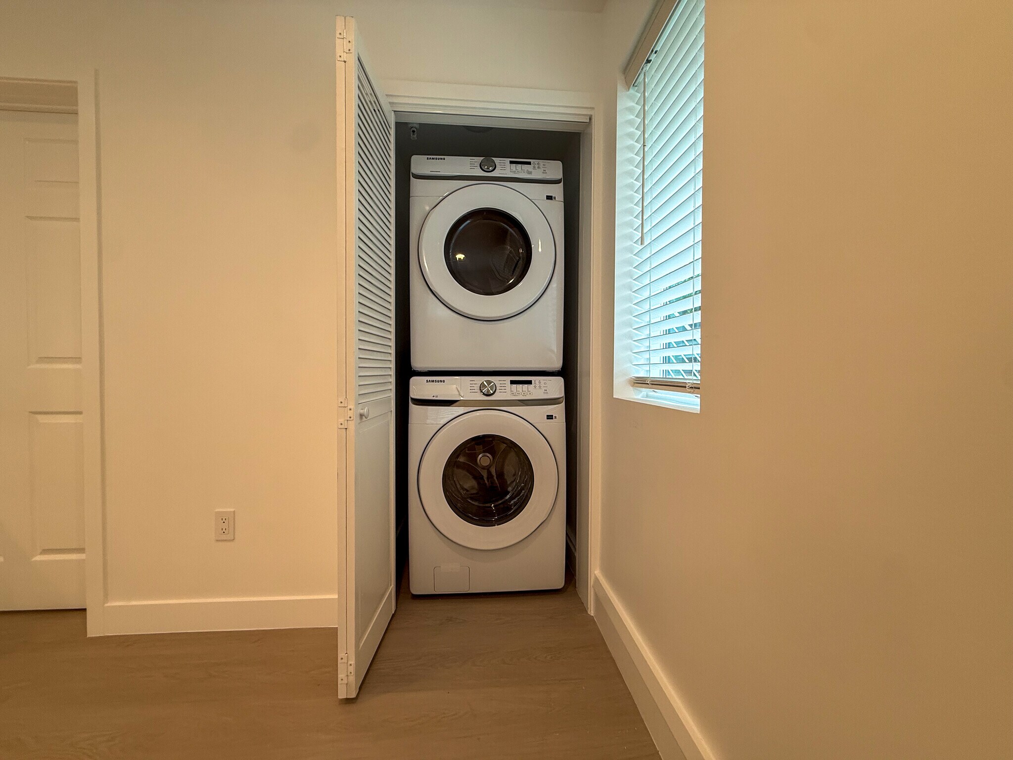 Building Photo - 6030 Colfax Ave