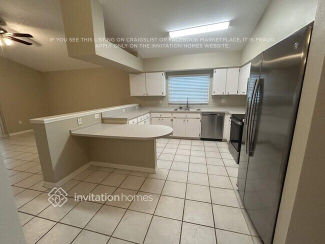 Building Photo - 1603 Bondurant Way